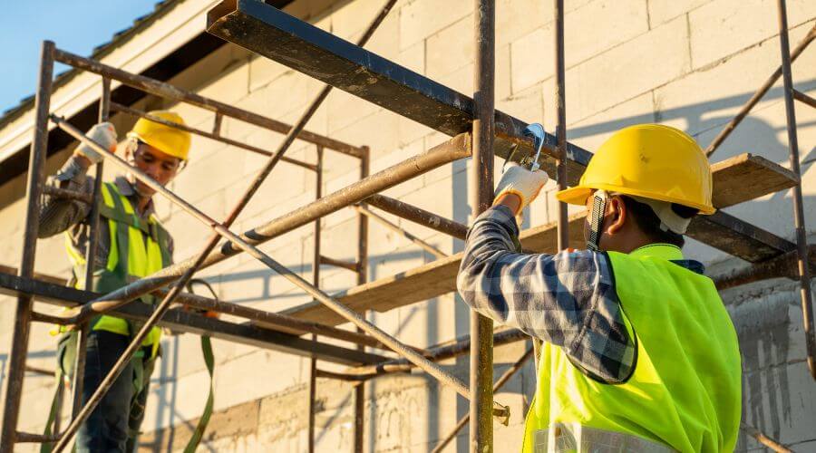 Expert Emergency Roof Repairs services in Becker, MN